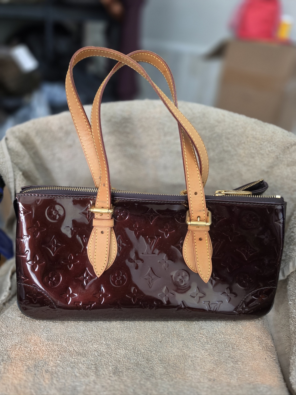 RARE Louis Vuitton Monogram Vernis Rosewood Avenue Bag